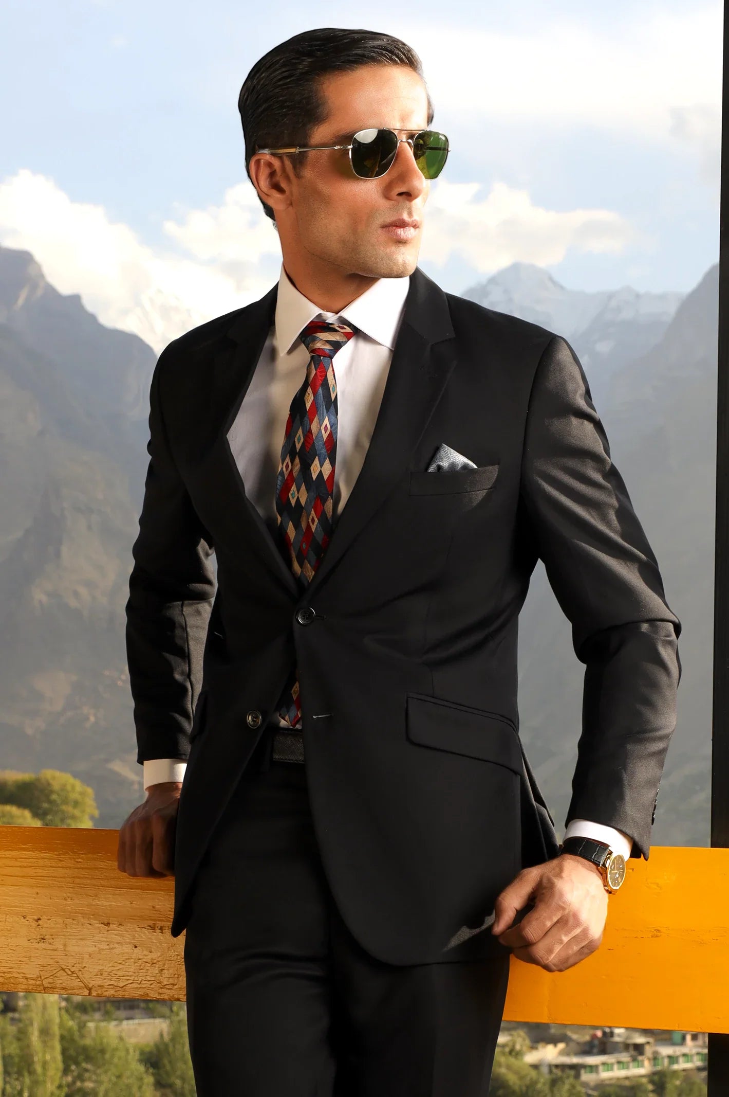 Diner's Black Men's 2 Pc Suit