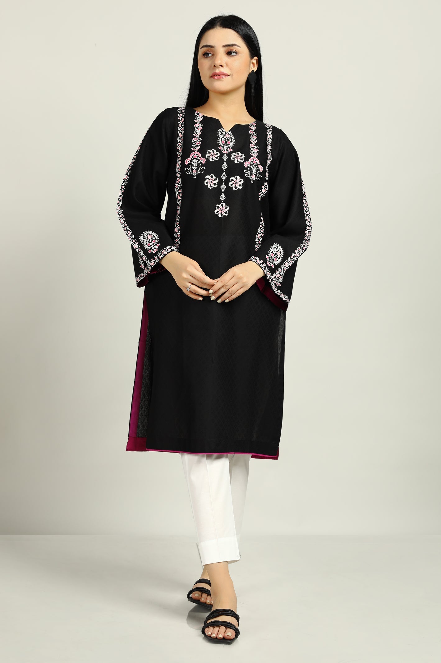 Women Stitched Kurti - Diners