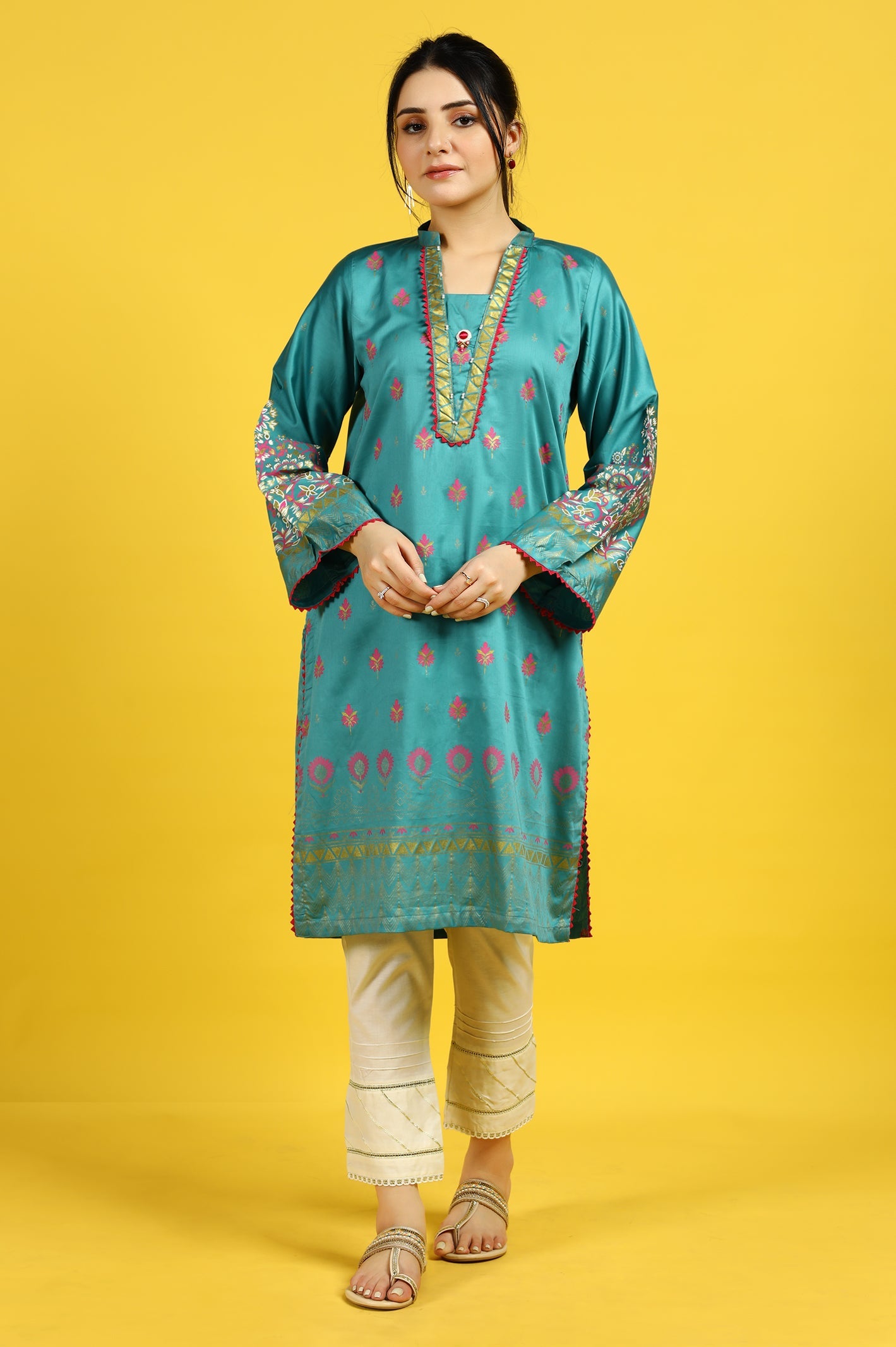 Women Stitched Kurti - Diners