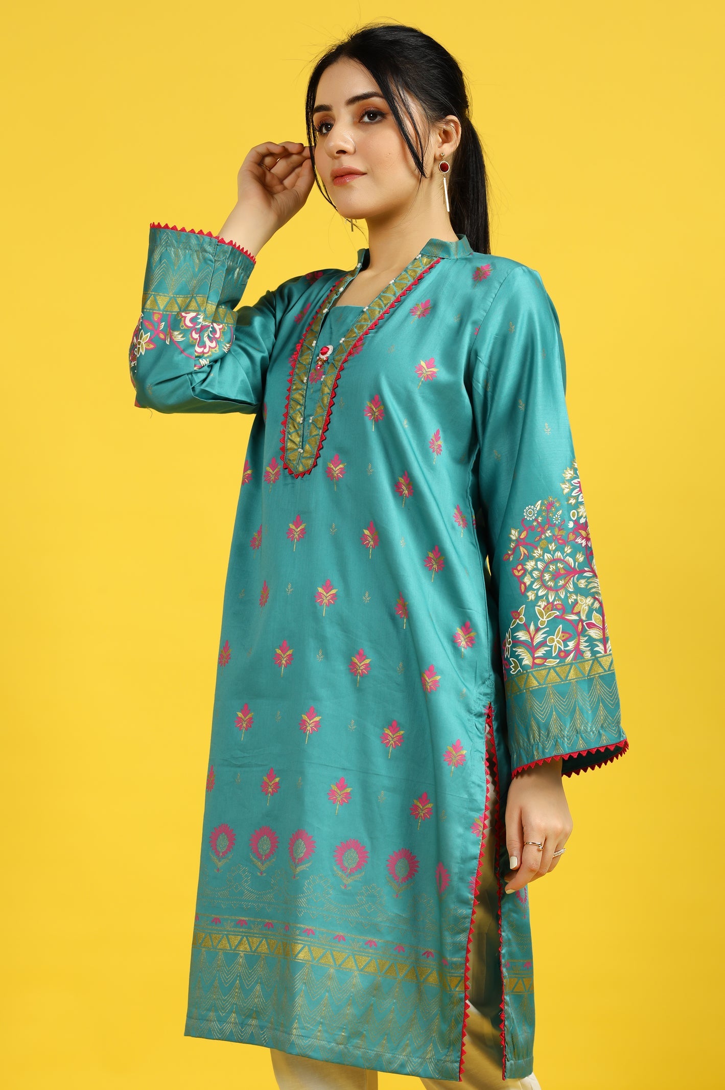 Women Stitched Kurti - Diners