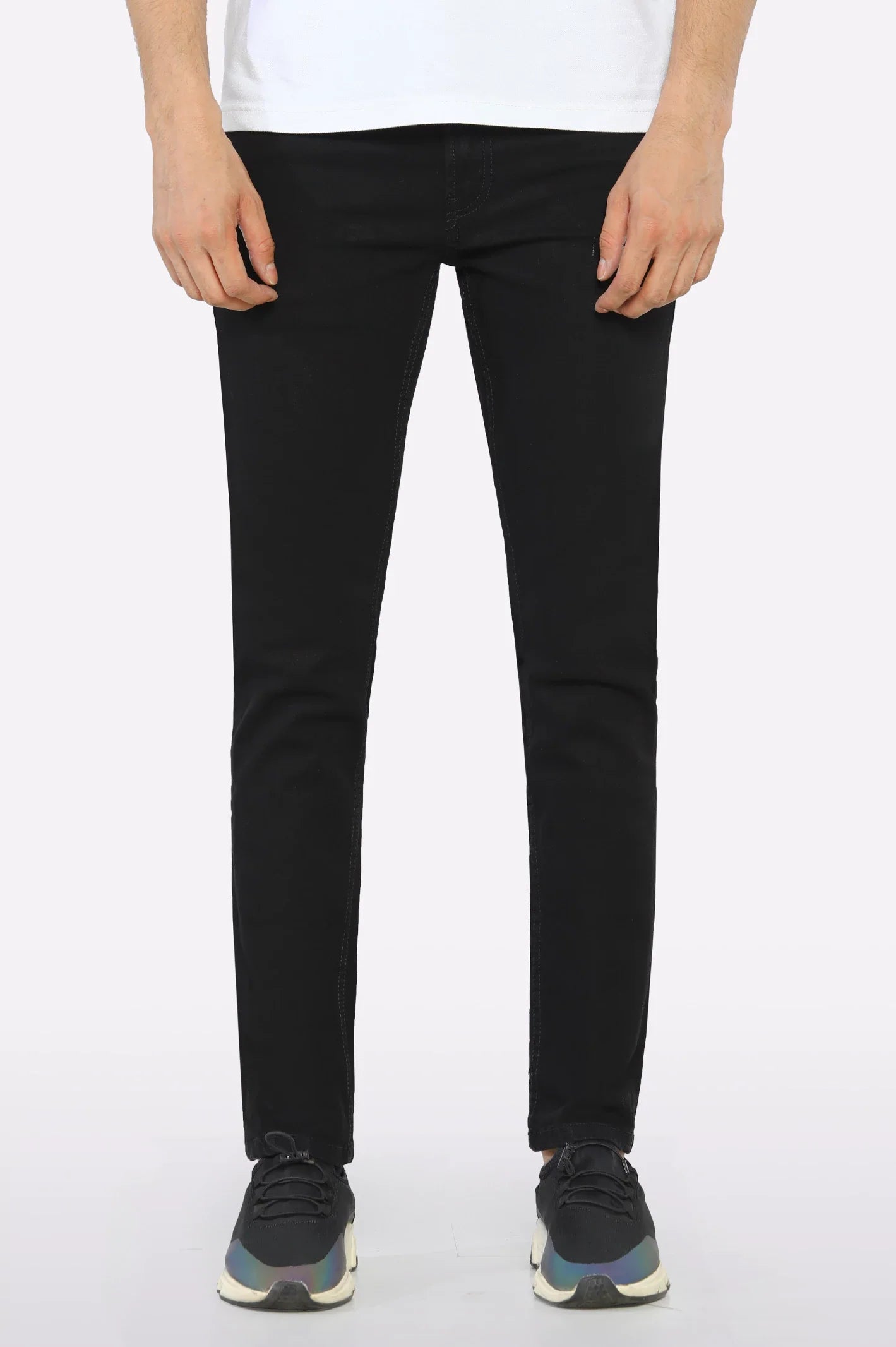 Black Tailored Fit Jeans