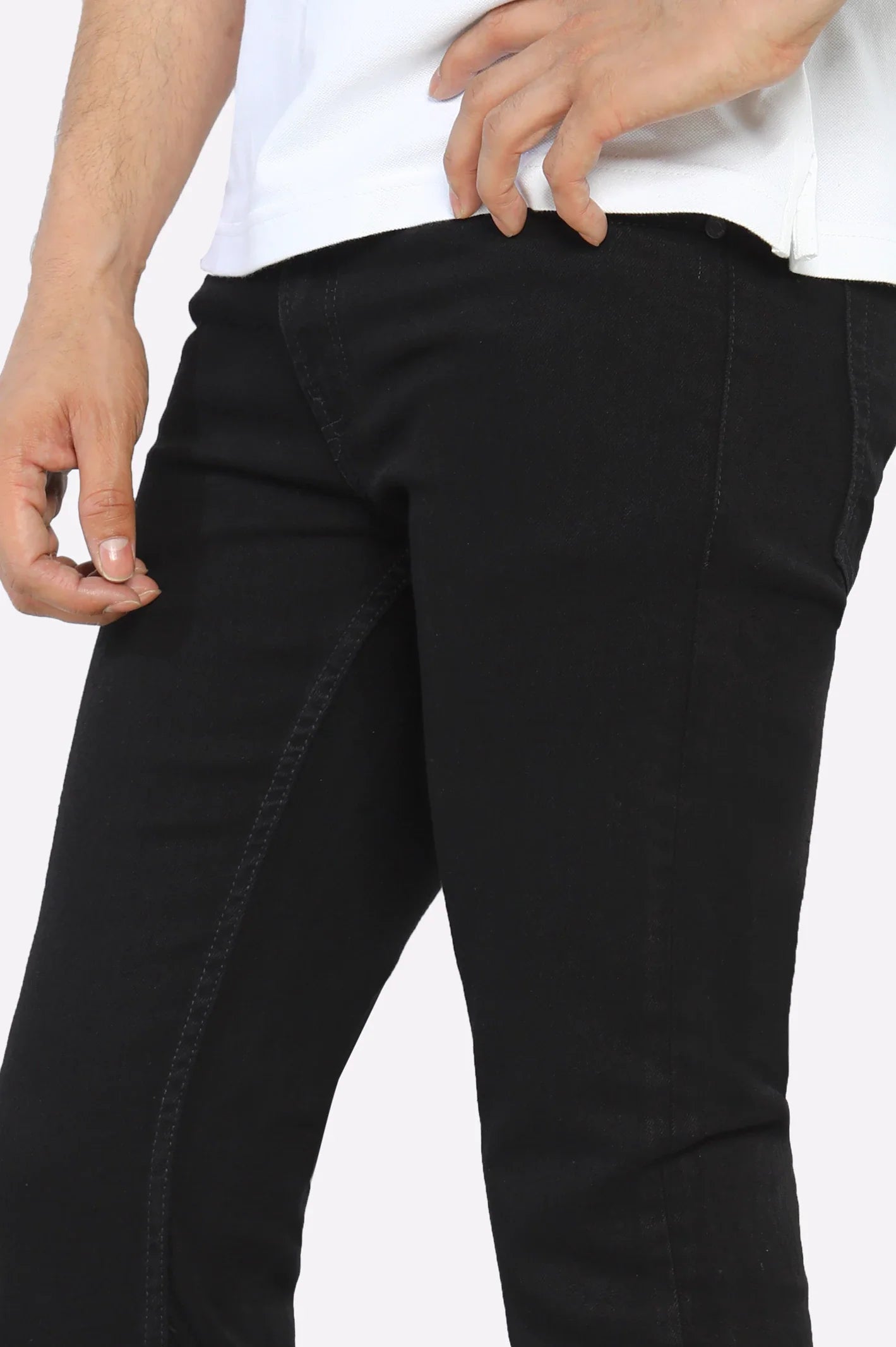 Black Tailored Fit Jeans