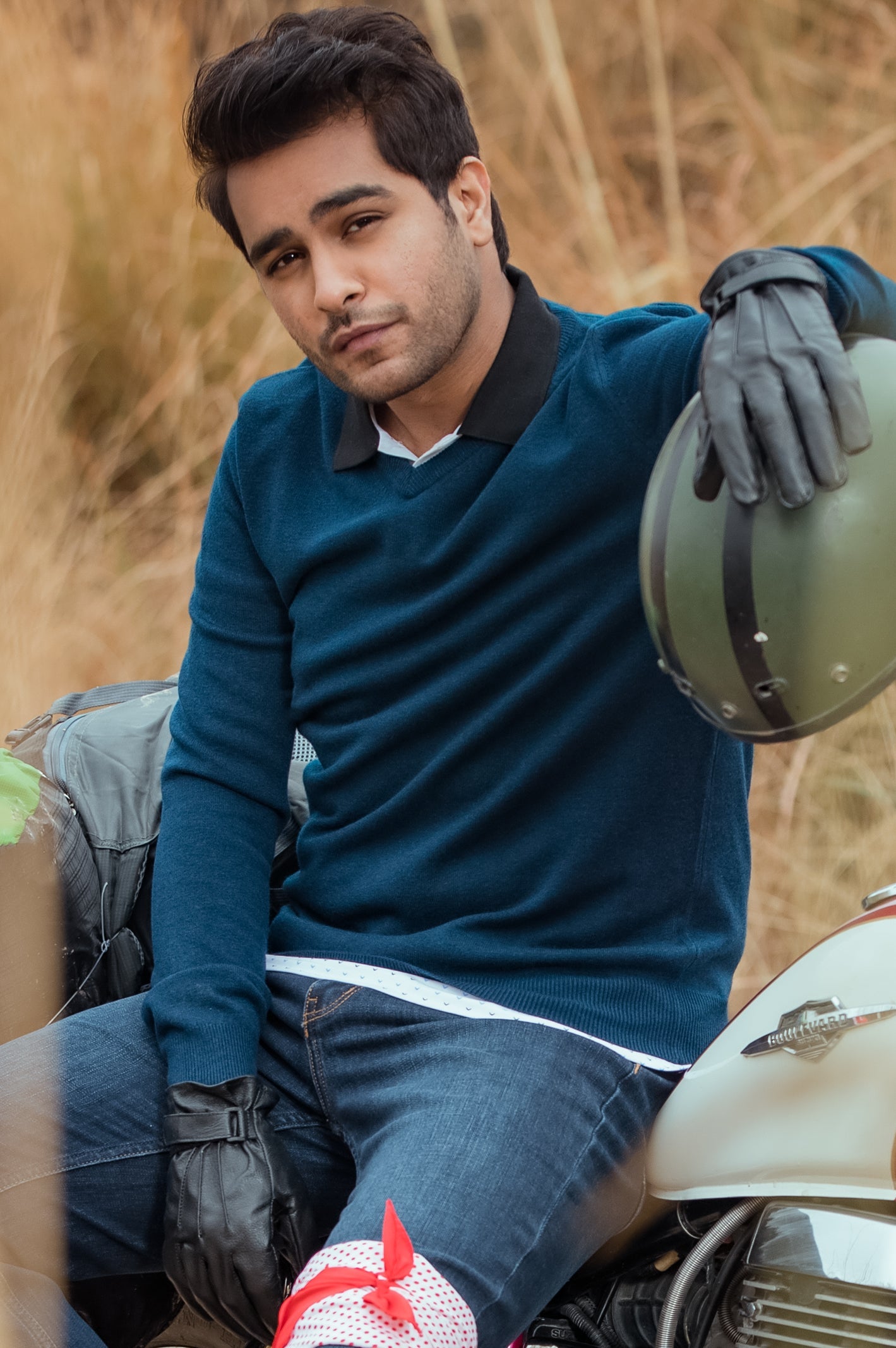 Gents Sweater In Blue SKU: SA558-BLUE - Diners